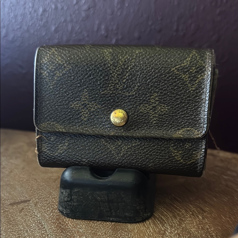 Louis Vuitton Monogram Porte Monnaie Plat Coin Wallet - Picture 1 of 11